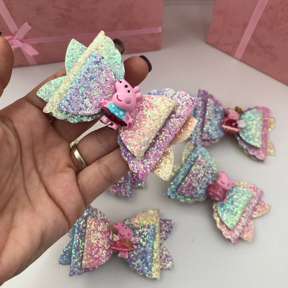 Peppa 🐷 Sparkly Cute Hair Clip Bow - Picture 1 of 8